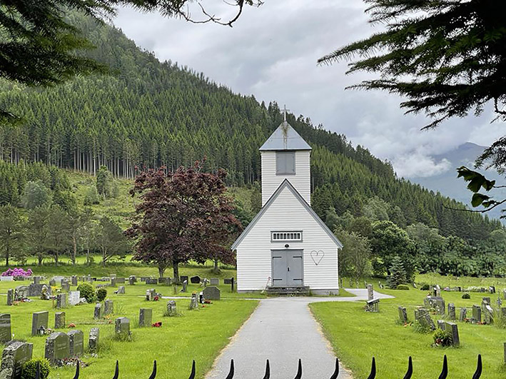 Leirshaugen gravkapell i Volda